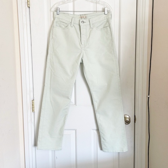 Levi’s Premium Wedgie Straight Corduroy Light Minty Green High Waist Pants sz 30 - Picture 2 of 9
